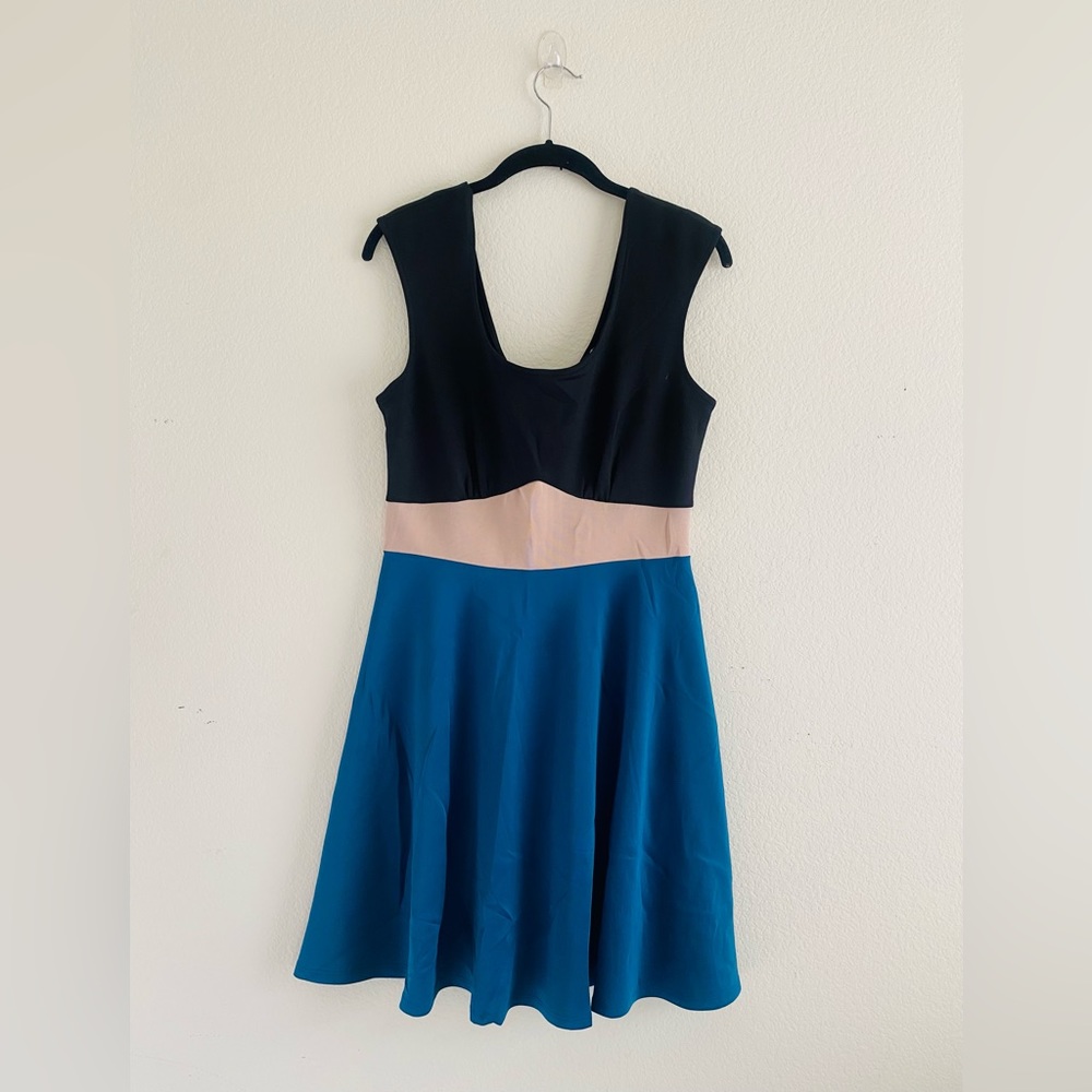 Mystic dress New Large